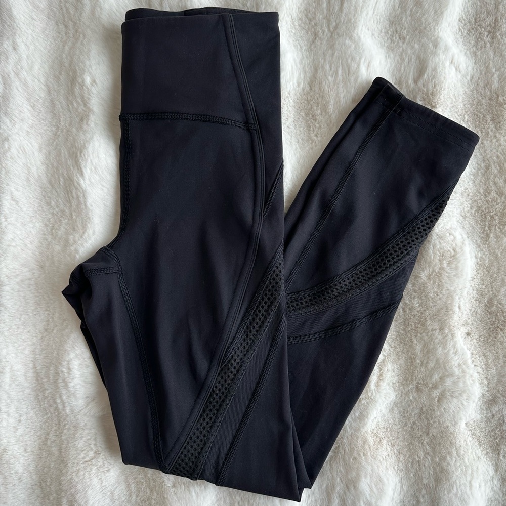 Lululemon | Bootcamp Ready Tight 25" -  Size 4.